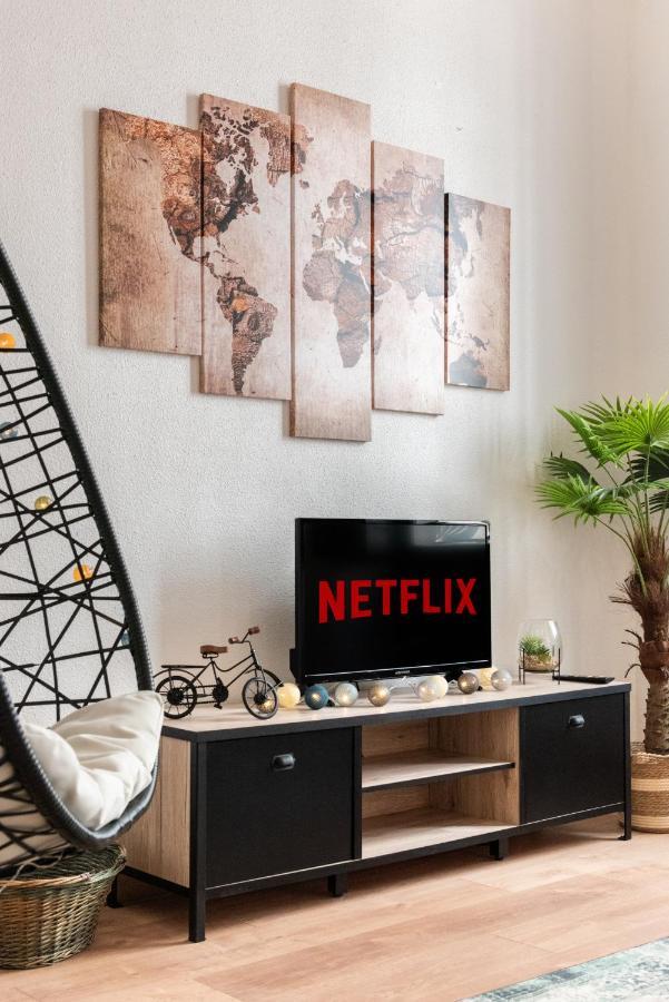 カルカソンヌParenthese Occitane -Wifi - Balneo- Parking Gratuit - Netflixアパートメント エクステリア 写真